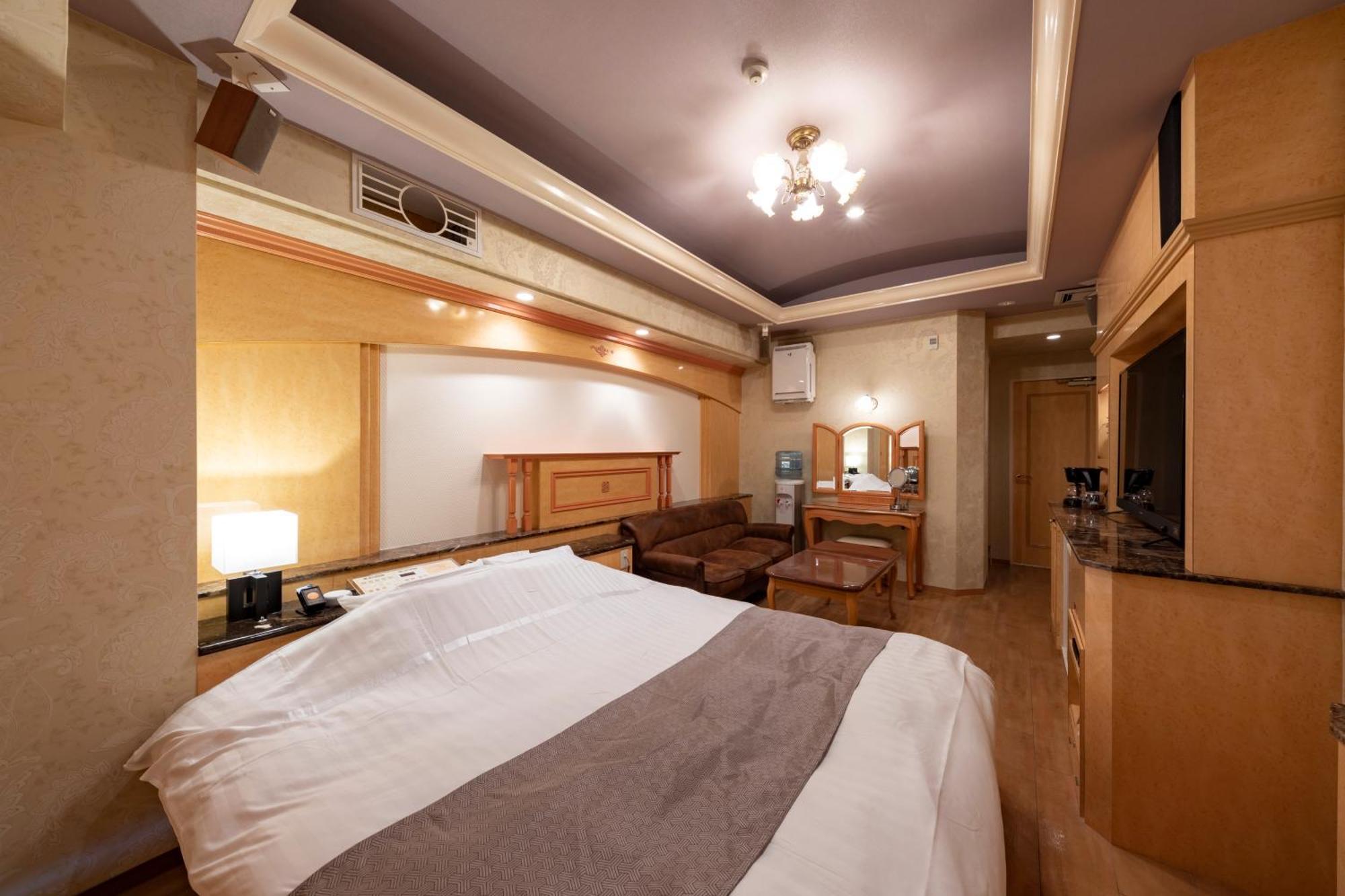 Hotel Luna Sendai -Adult Only المظهر الخارجي الصورة